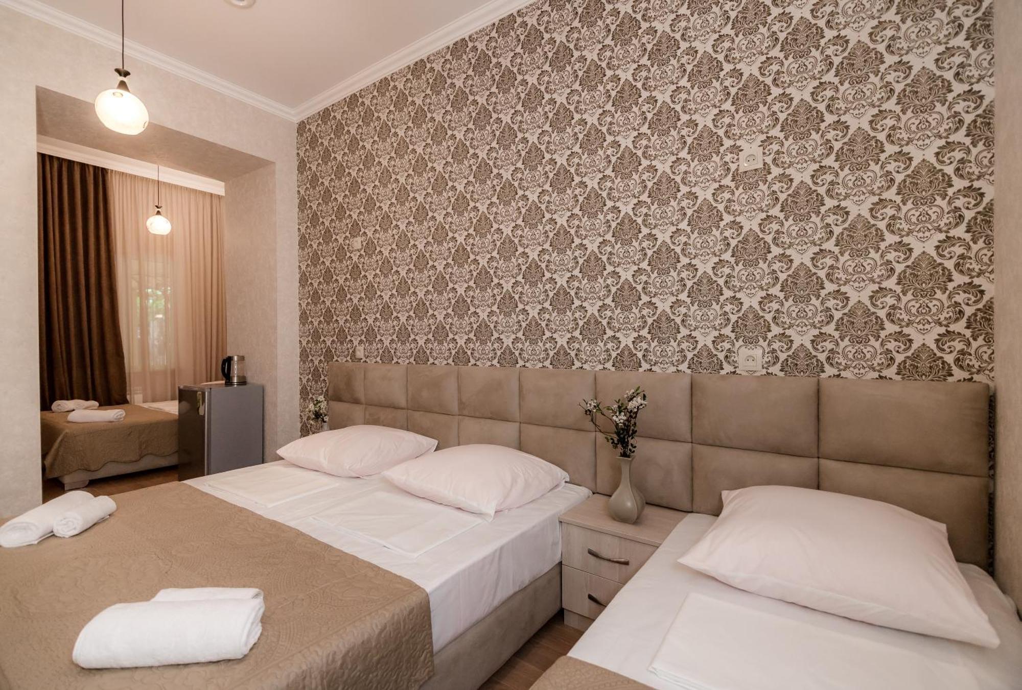 Star Hotel Tbilisi Exteriör bild