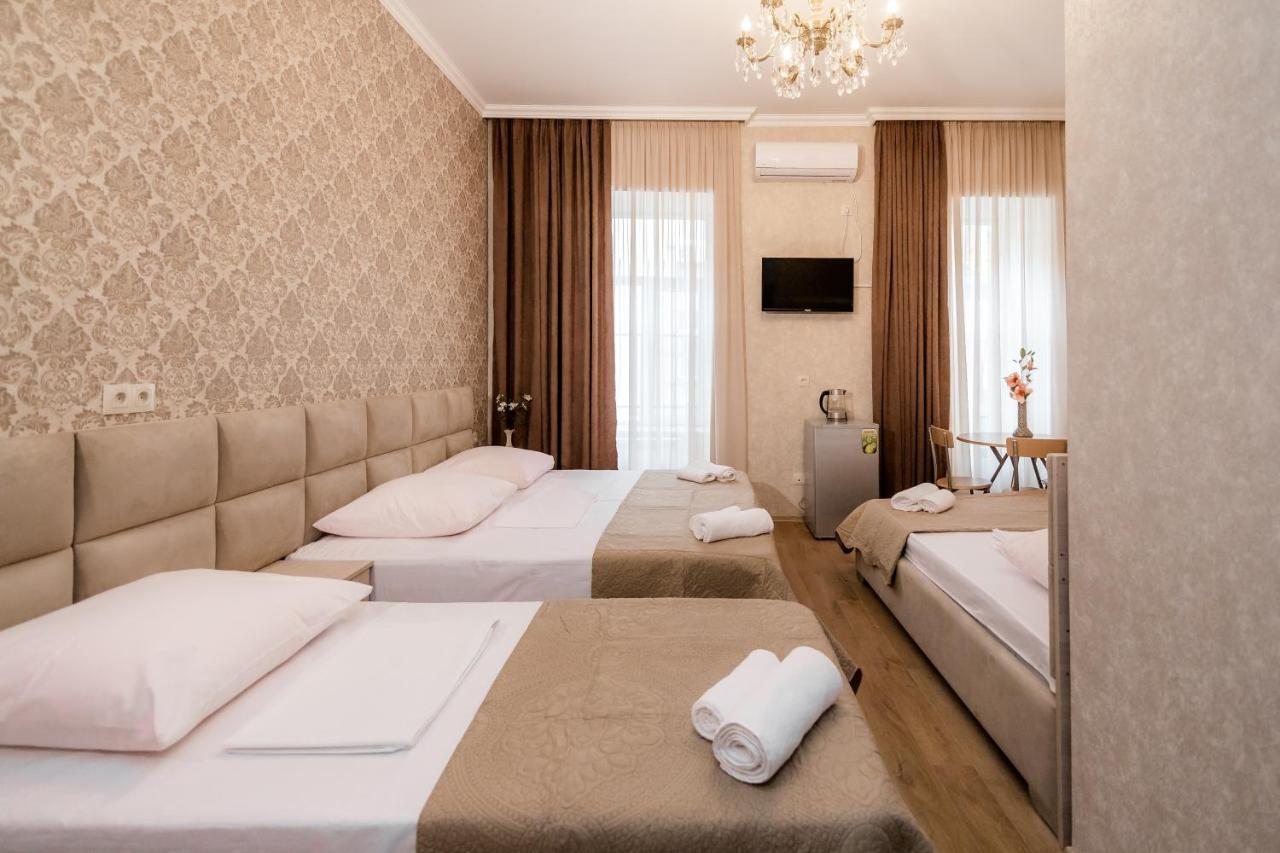 Star Hotel Tbilisi Exteriör bild
